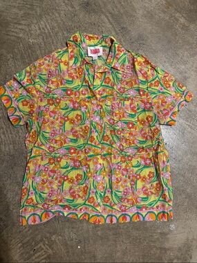 Solid and Stripes Yellow Floral Short-Sleeve Men's Shirt